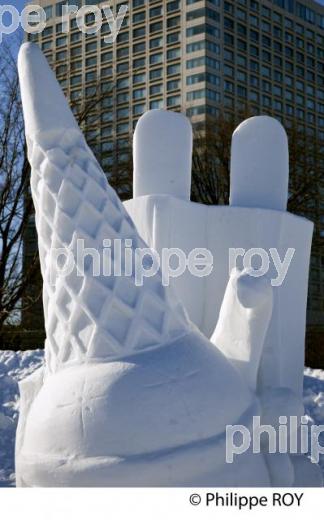 CONCOURS DE SCULPTURE SUR NEIGE, CARNAVAL DE QUEBEC (CA001231.jpg)
