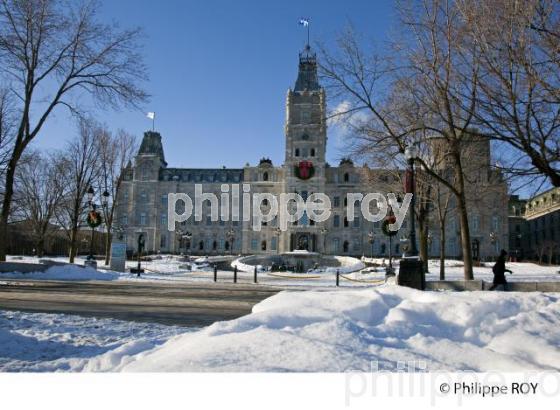 VILLE DE QUEBEC SOUS LA NEIGE (CA001715.jpg)