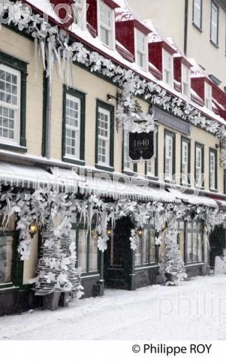 VILLE DE QUEBEC SOUS LA NEIGE (CA001734.jpg)