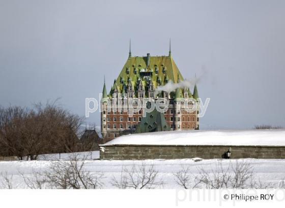 VILLE DE QUEBEC SOUS LA NEIGE (CA001809.jpg)