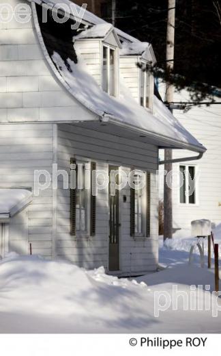 VILE DE QUEBEC SOUS LA NEIGE (CA001822.jpg)