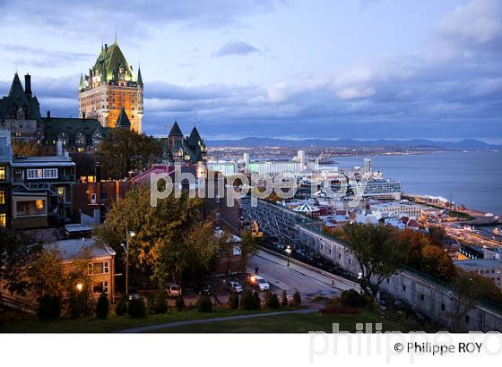 VIEUX-PORT ET FLEUVE SAINT-LAURENT, QUEBEC, CANADA (CA004303.jpg)