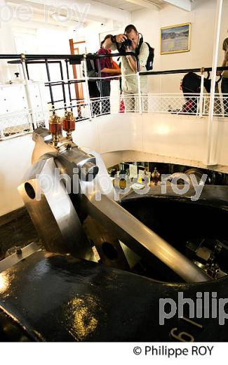 MOTEUR, BATEAU BELLE EPOQUE, CROISIERE, LAC LEMAN (CH001517.jpg)