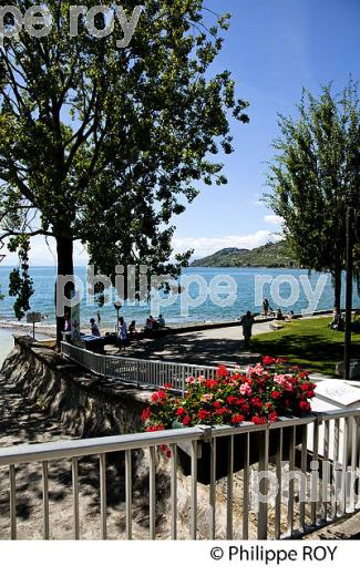 PASSERELLE, QUAI DE VEVEY, LAC LEMAN, SUISSE (CH001826.jpg)