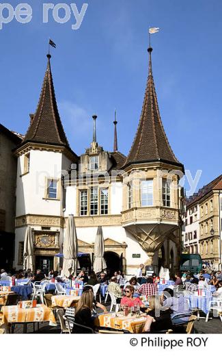 VILLE DE NEUCHATEL, CANTON DE NEUCHATEL, SUISSE (CH002410.jpg)
