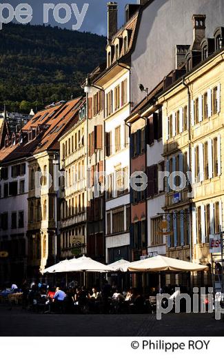 VILLE DE NEUCHATEL, CANTON DE NEUCHATEL, SUISSE (CH002524.jpg)