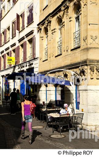 VILLE DE NEUCHATEL, CANTON DE NEUCHATEL, SUISSE (CH002525.jpg)