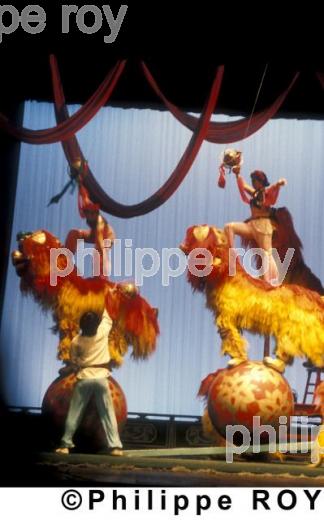 Equilibristes - Chine (CN000119.jpg)