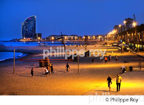 PLAGE DE LA BARCELONETA, ET GRAND HOTEL WELA,  BARCELONE, CATALOGNE, ESPAGNE. (ES000826.jpg)