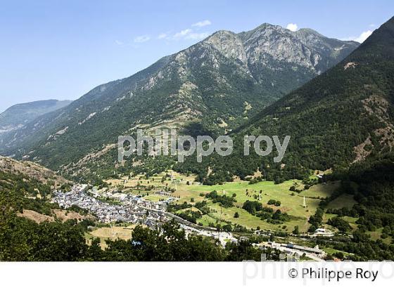 VILLE DE BOSSOST ET VAL D' ARAN, LERIDA, ESPAGNE. (ES002331.jpg)