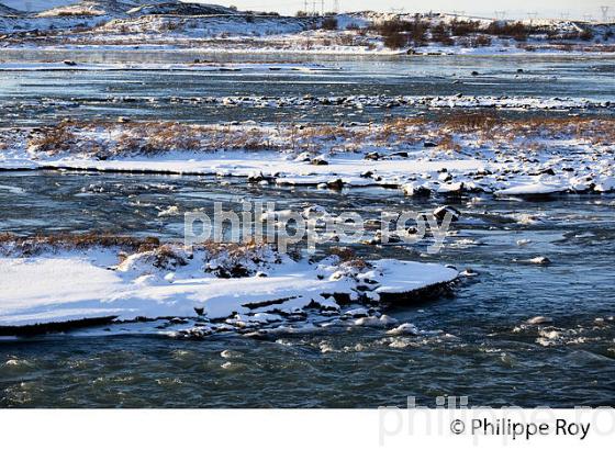 LA RIVIERE FOSSA EN HIVER  SUDURLAND, ISLANDE (IS000735.jpg)