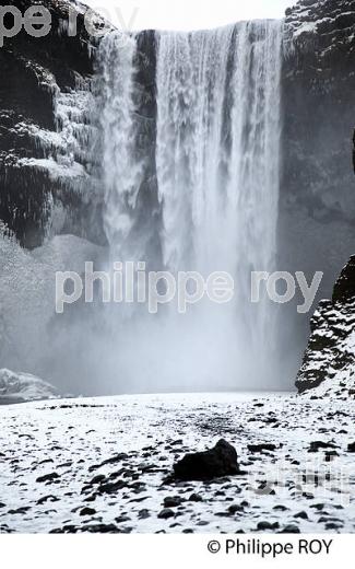 CASCADE DE DE SKOGAFOSS , SUDURLAND, ISLANDE (IS001131.jpg)