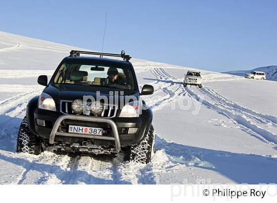 CONDUITE SUR NEIGE EN VEHICULE 4X4, SUDURLAND, ISLANDE (IS001133.jpg)