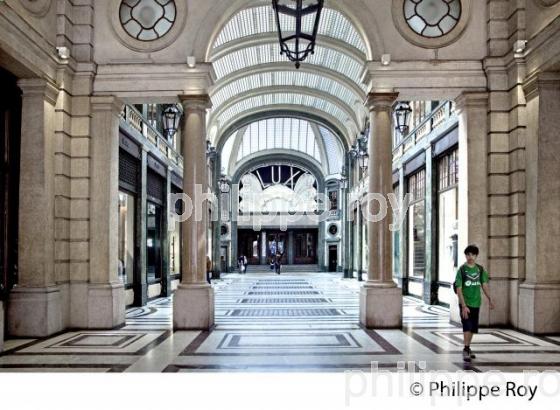 VIA ROMA, VIEILLE VILLE DE TURIN, ITALIE. (IT001237.jpg)