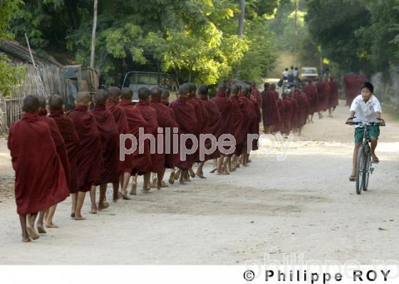 Religion bouddhiste - Birmanie (MM000528.jpg)