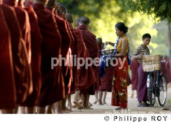 Religion bouddhiste - Birmanie (MM000533.jpg)