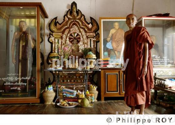 Bouddhisme - Birmanie (MM000715.jpg)