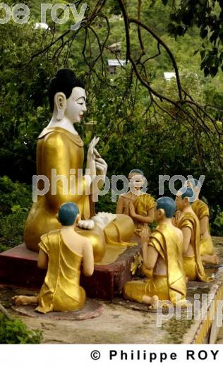 Religion bouddhiste - Birmanie (MM001531.jpg)