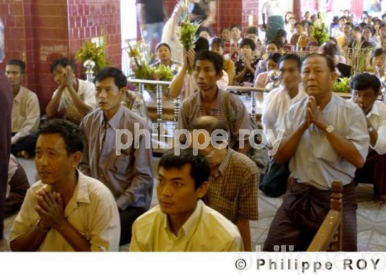 Religion bouddhiste - Birmanie (MM002232.jpg)