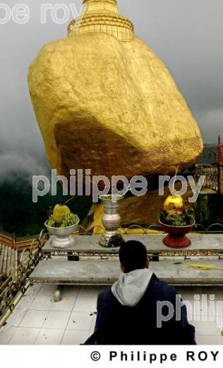 Rocher d'or - Birmanie (MM004434.jpg)