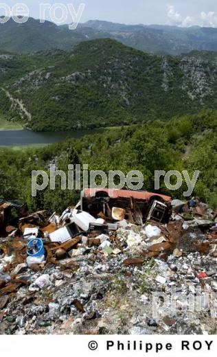 Pollution - Montenegro (YU000332.jpg)