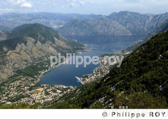 Baie de Kotor -  Montenegro (YU000724.jpg)