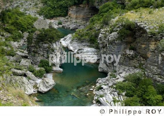 Les gorges de Moraca - Montenegro (YU000735.jpg)