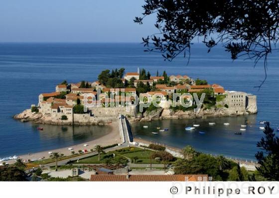 Sveti Stefan -Montenegro (YU000824.jpg)