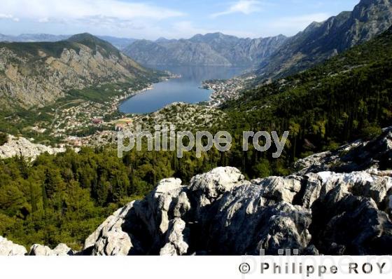 Baie de Kotor - Montenegro (YU000922.jpg)