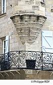 19F03218.jpg