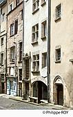 19F04627.jpg