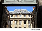 21F03315.jpg