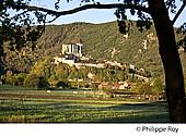 31F04524.jpg