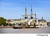 33F18337.jpg