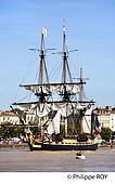33F18418.jpg