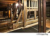 33F20629.jpg