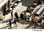 33F28917.jpg