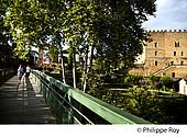 40F01404.jpg