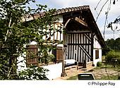 40F02525.jpg
