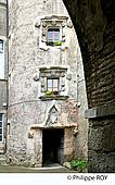46F01110.jpg