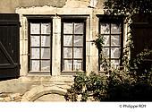 70F00528.jpg
