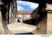 70F00916.jpg