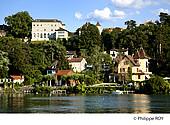 74F02327.jpg