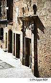 81F03321.jpg