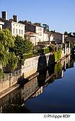 85F01610.jpg