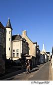85F03232.jpg
