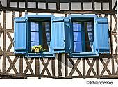 87F03213.jpg