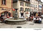 90F00305.jpg