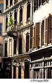 90F00315.jpg