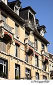 90F00331.jpg